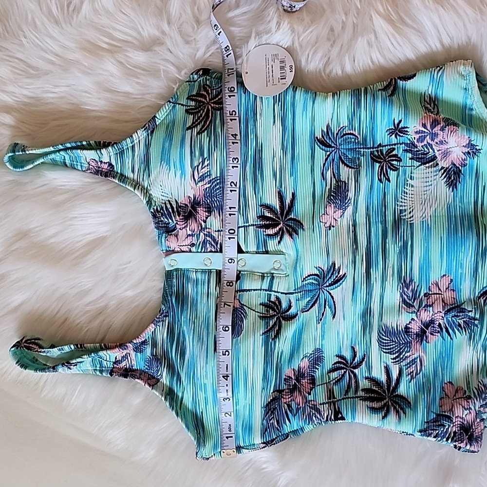 Onepiece Tropical Swimsuit 🩱 - Picture 8 of 17